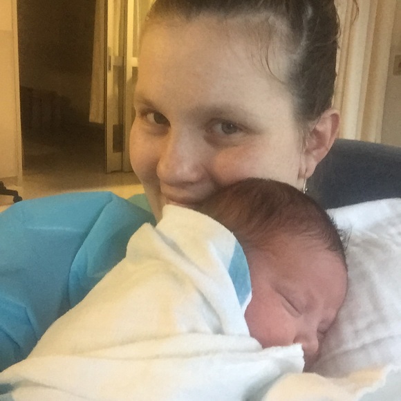 Meet your Posher, Alexandra - Picture 7 of 14